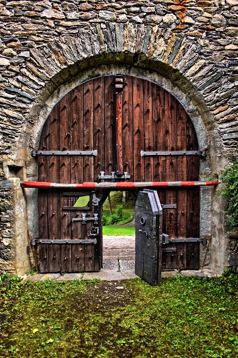 Burg Falkenstein