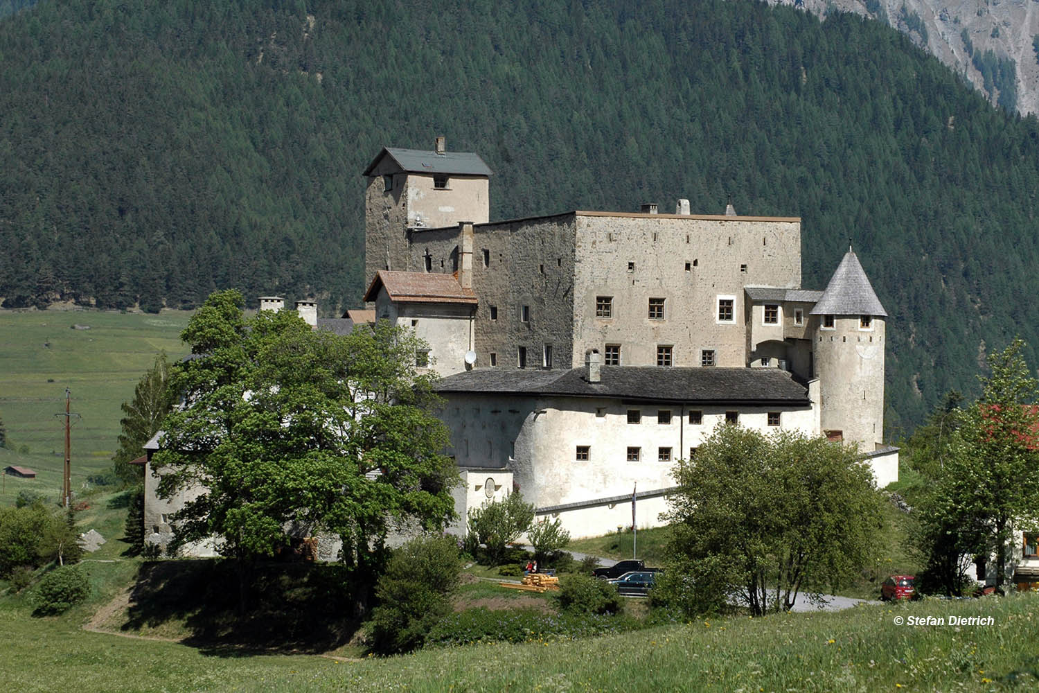 Burg Naudersberg