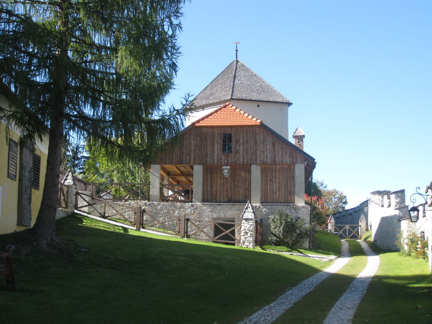 Burg Strechau- Burgareal