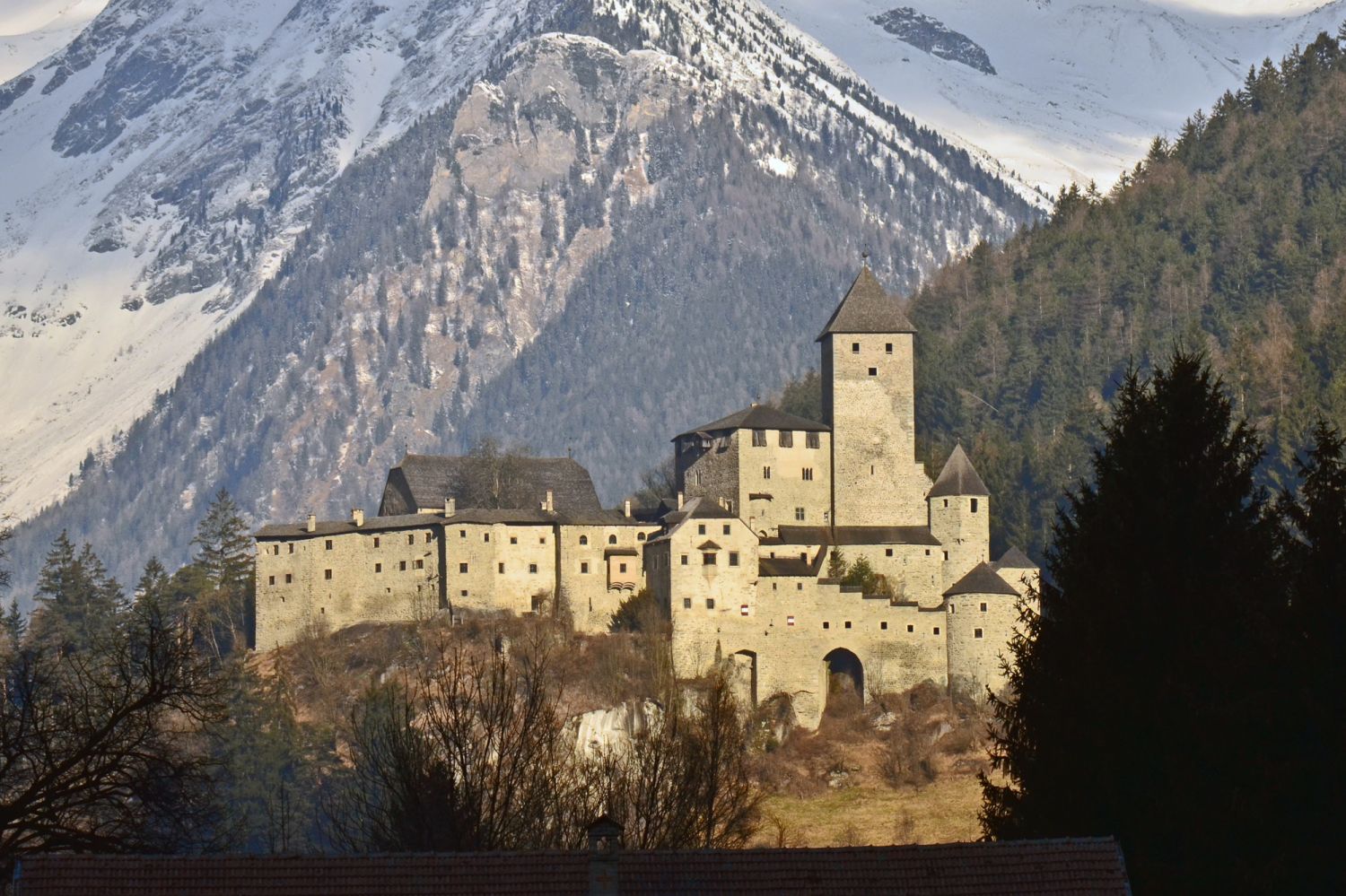 Burg Taufers