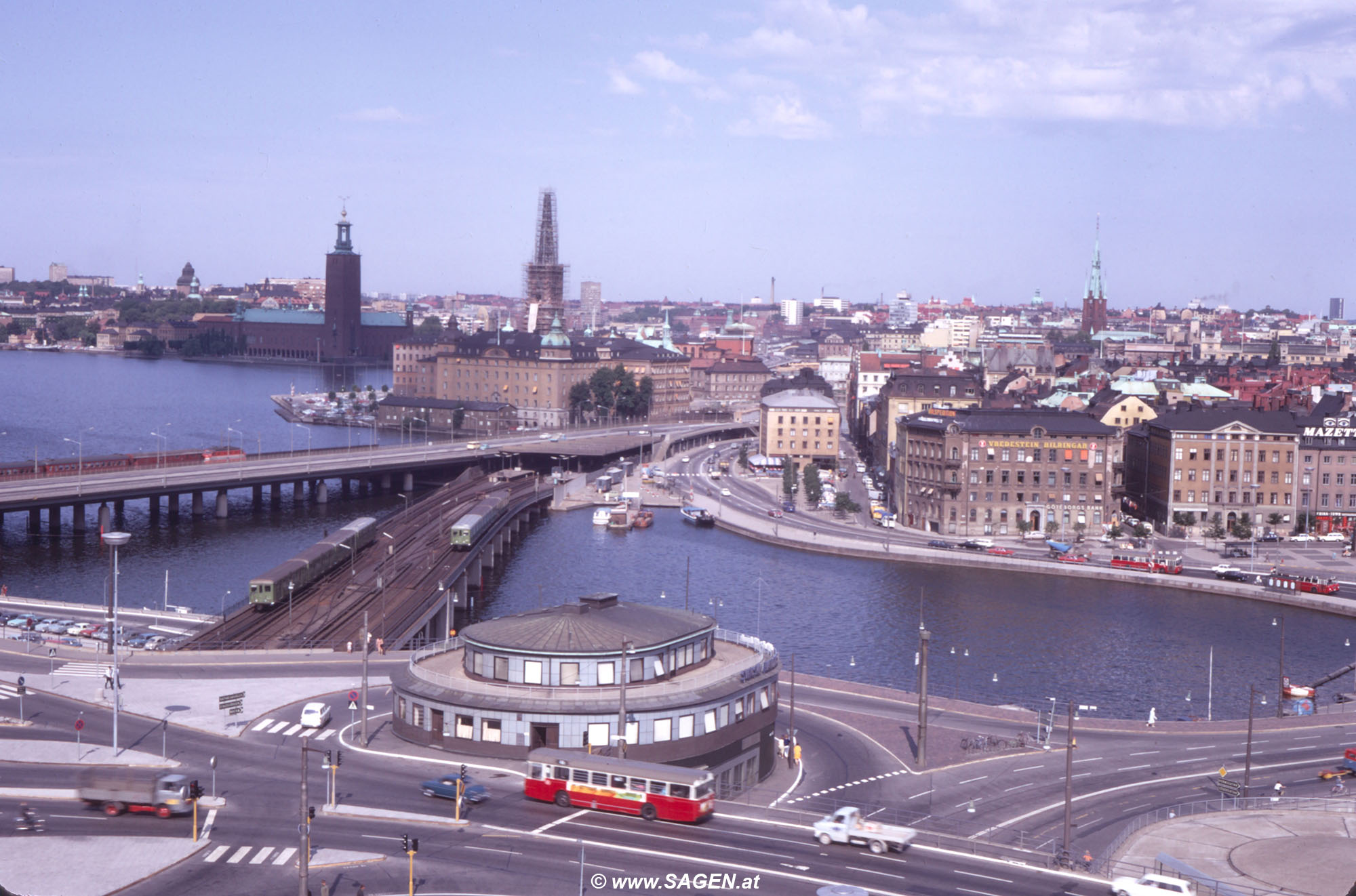 Centralbron: Bahnbrücke, U-Bahnbrücke in Stockholm