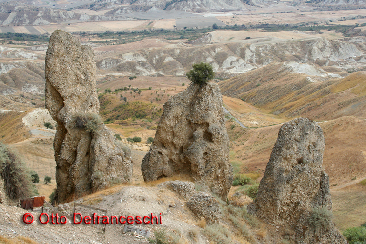 Craco (Geisterstadt in der Provinz Matera/Basilicata/Italien).