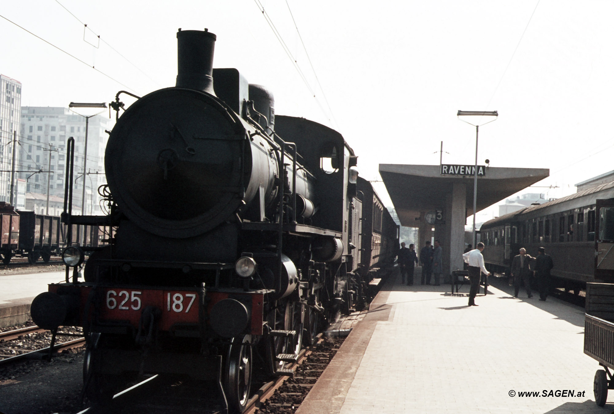 Dampflokomotive 625.187 Ravenna