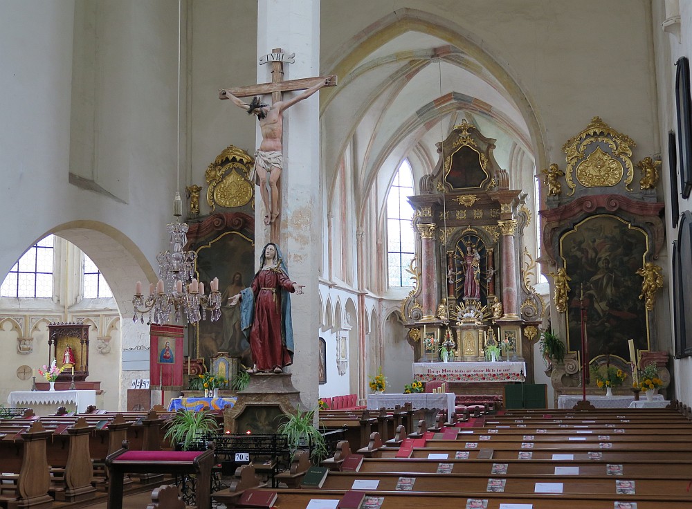 das Innere der Kirche in Imbach