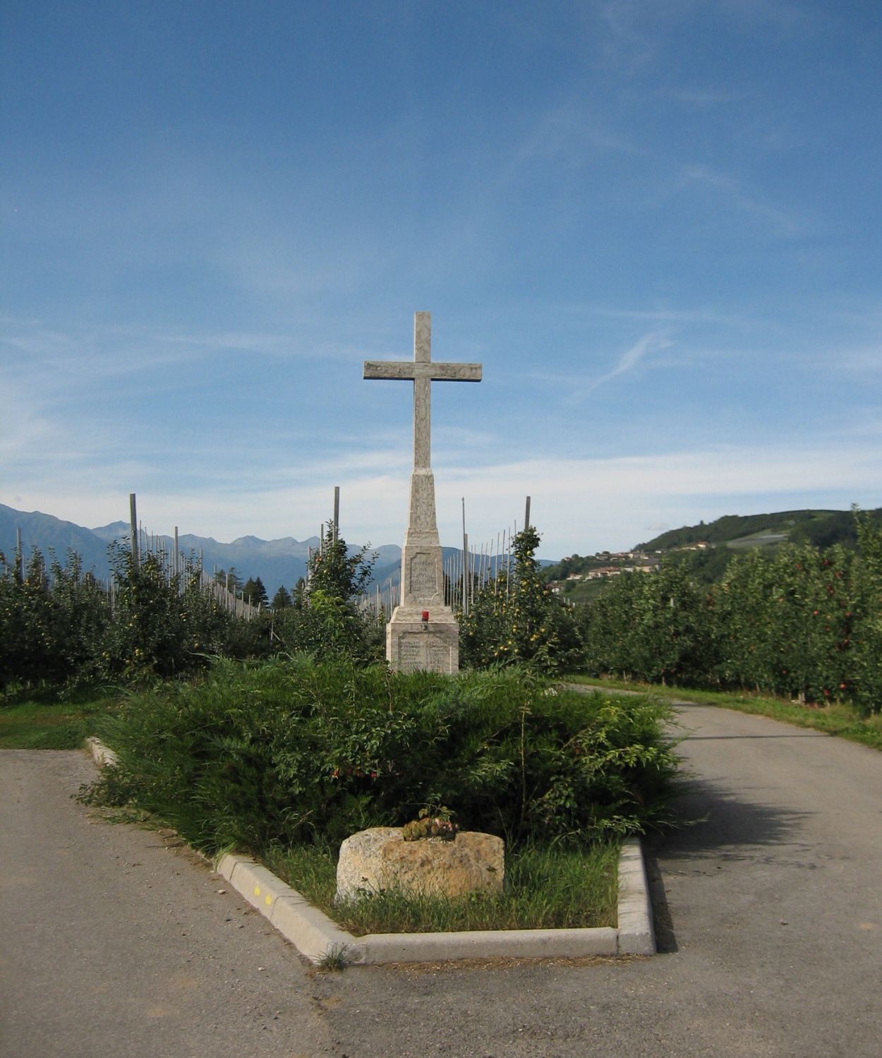 Das Kreuz als "Kriegerdenkmal"