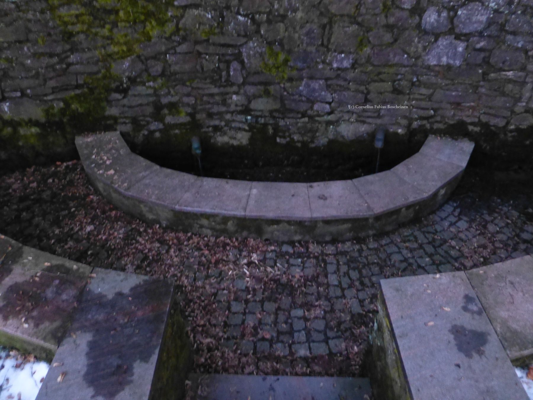 Der Klingelbrunnen „Klingenborn“ in Stolberg/Südharz.