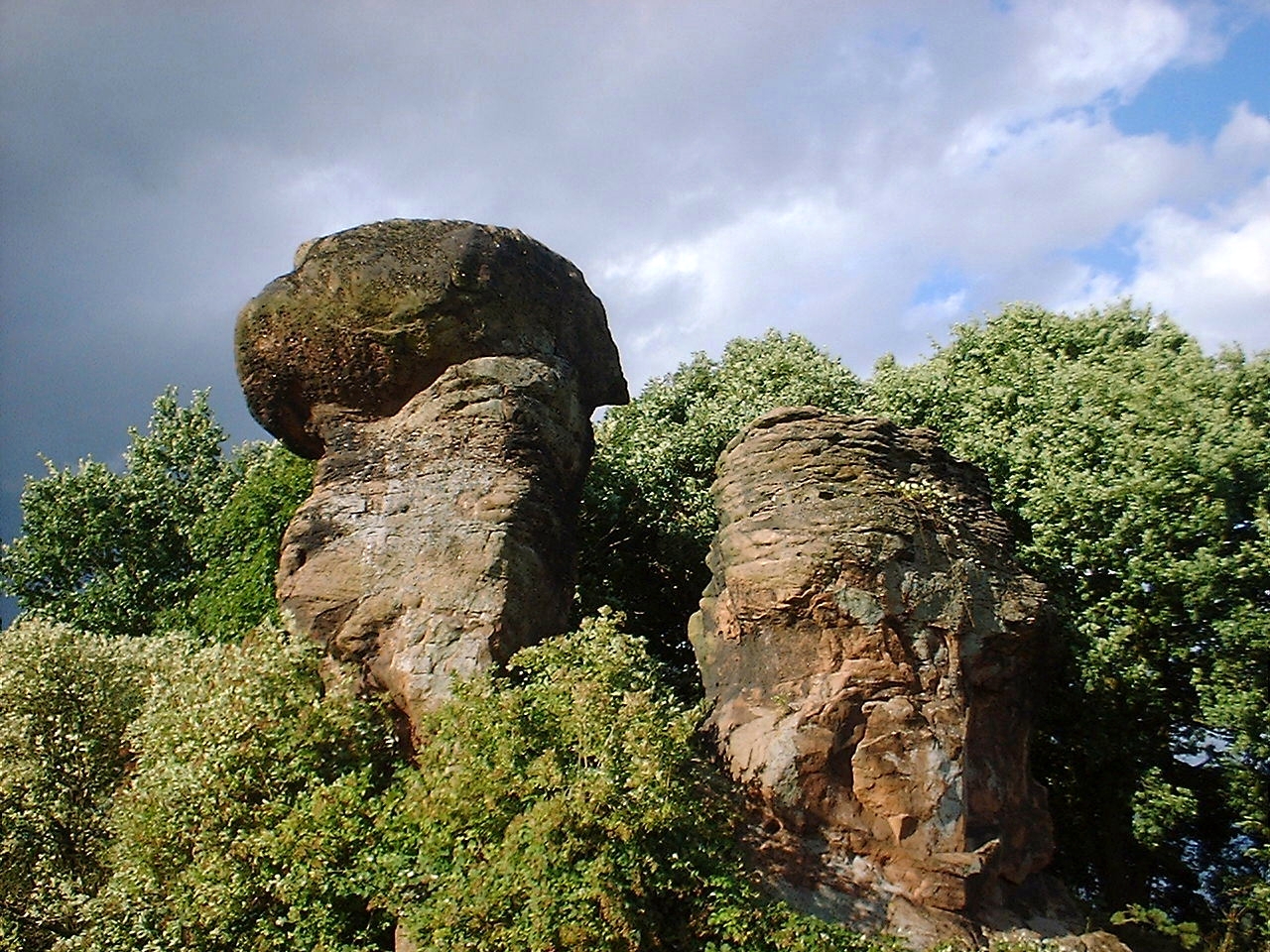 Der sagenumobene Lange Stein bei Bärweiler