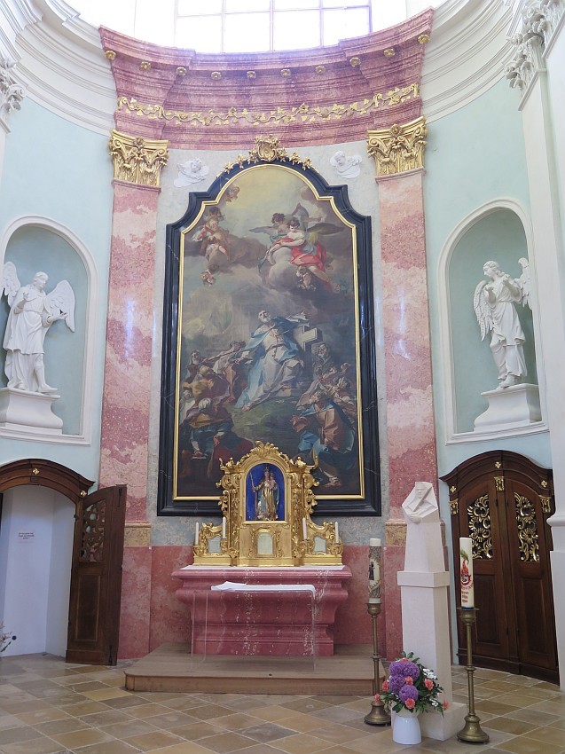 der Thomasaltar mit der Türkenmadonna im Tabernakel