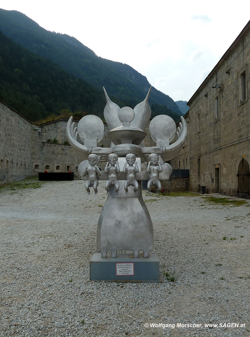 Die Ungeborenen, Bruno Gironcoli - Figura, Franzensfeste