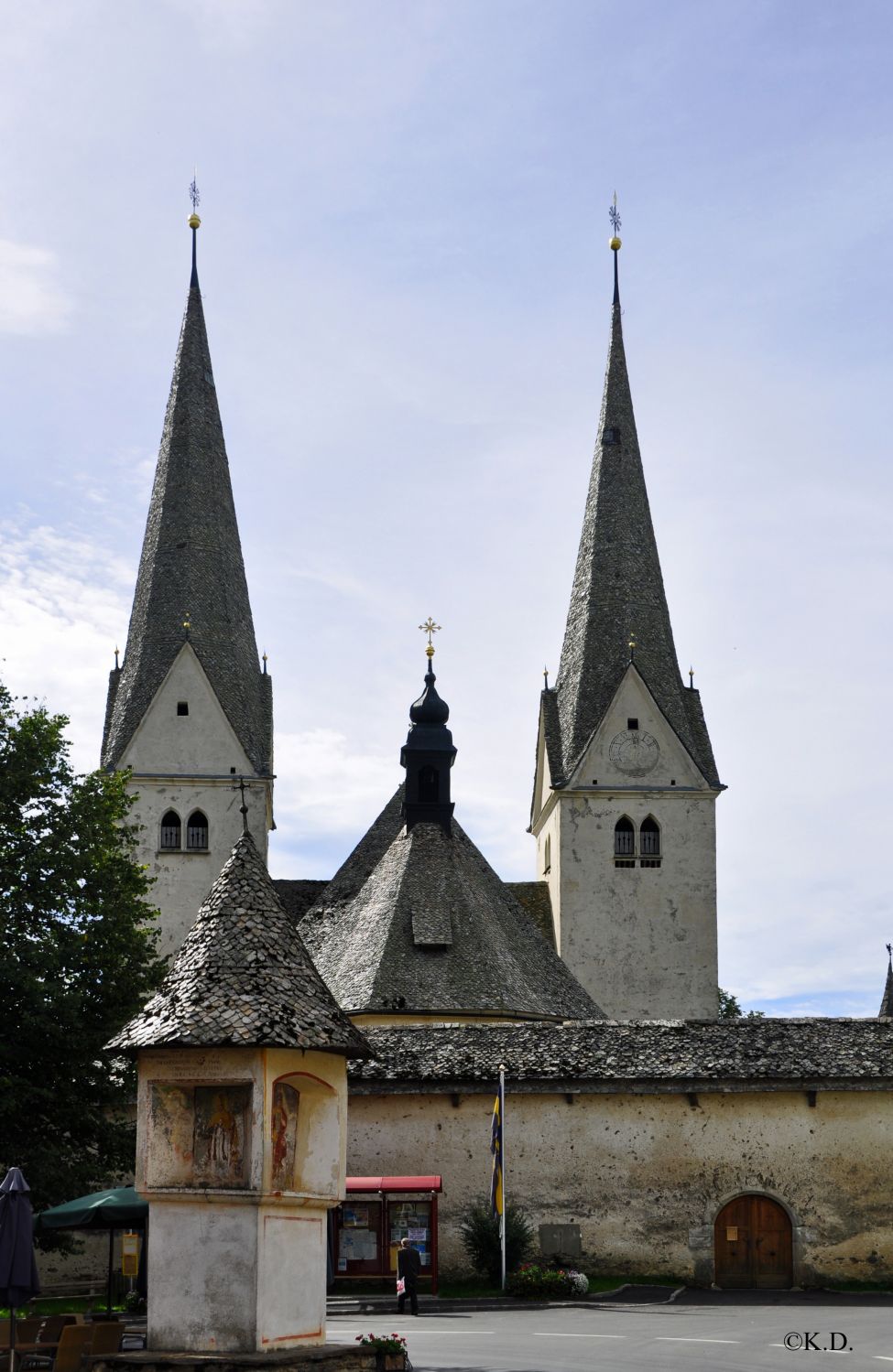 Diex - Wehrkirche und spätgotischer Bildstock