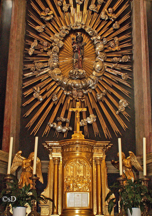 Dom Schwarze Madonna