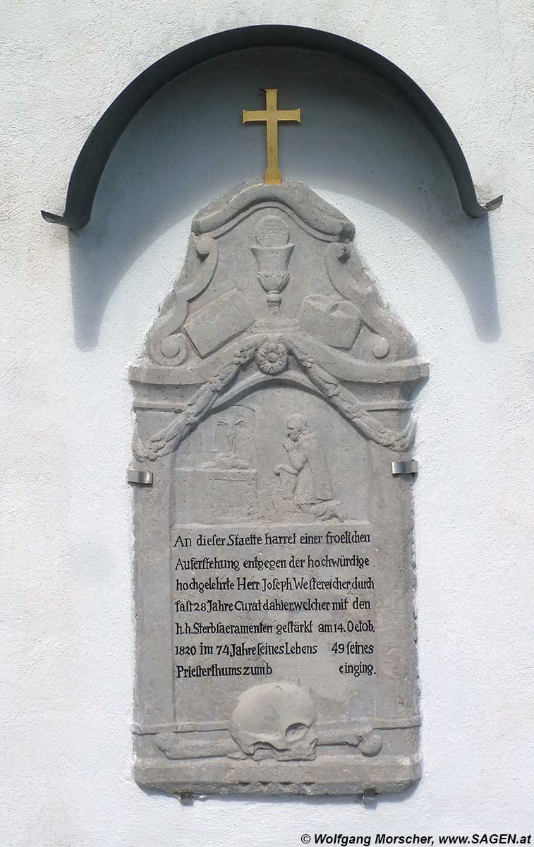 Dormitz: Grabstein an der Wallfahrtskirche St. Nikolaus