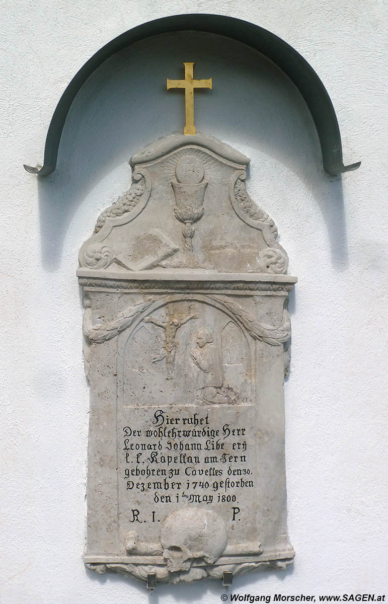 Dormitz: Grabstein an der Wallfahrtskirche St. Nikolaus