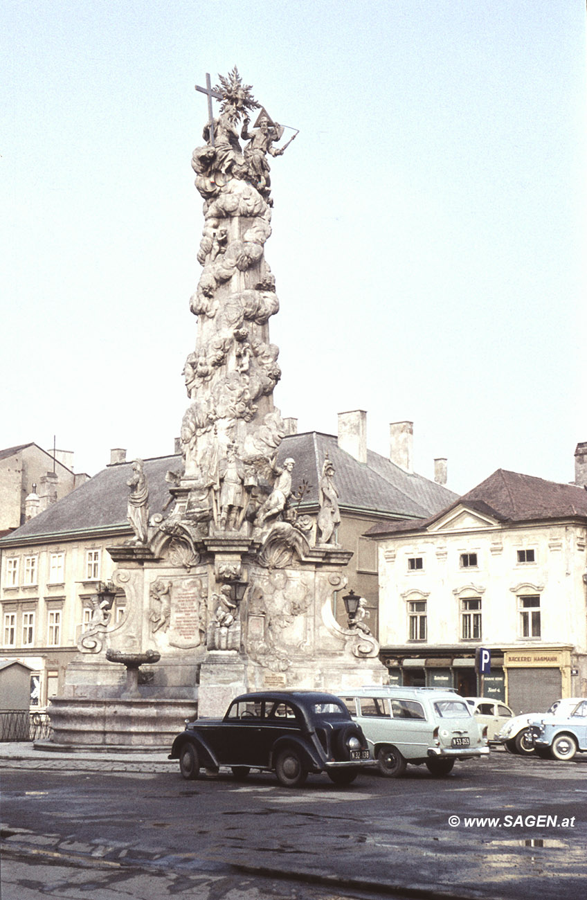 Dreifaltigkeitssäule St. Pölten 1950er-Jahre