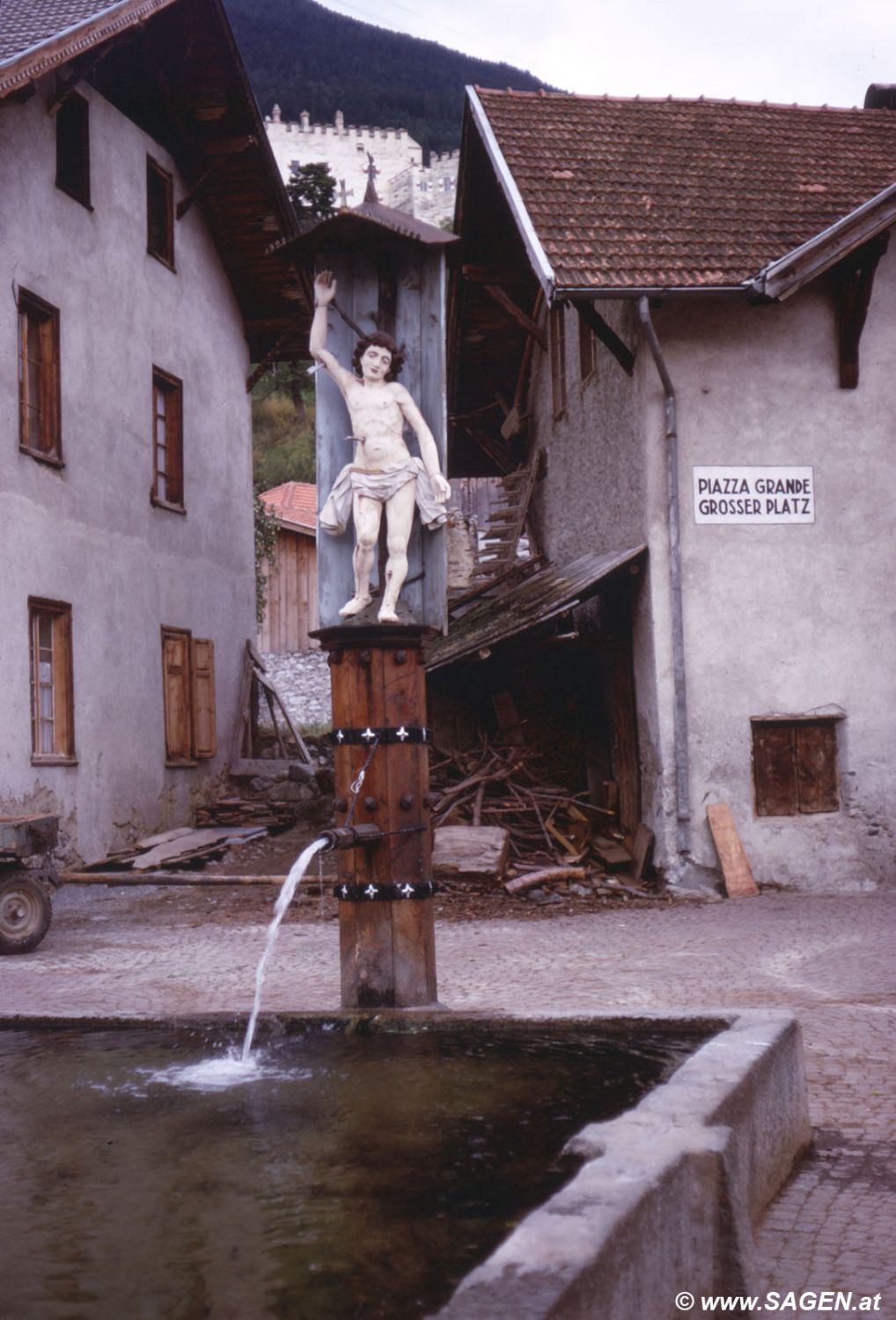 ehemaliger Sebastian-Brunnen in Schluderns