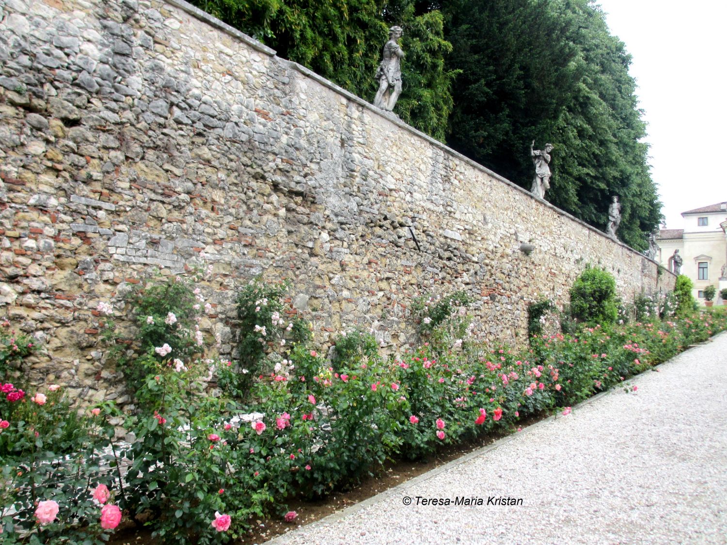 Einfahrtsweg Villa La Rotonda