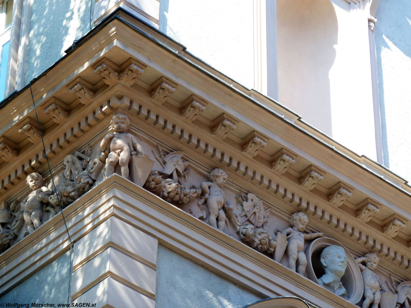 Fassadendetail, Ferdinandeum Innsbruck