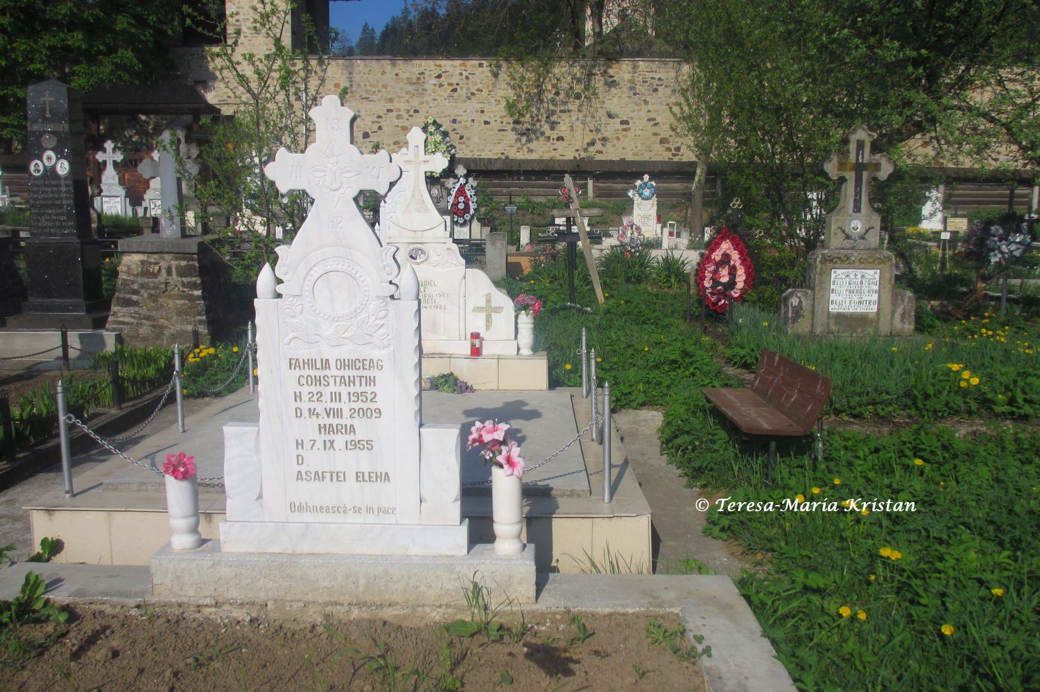 Friedhof beim Moldaukloster Voronet