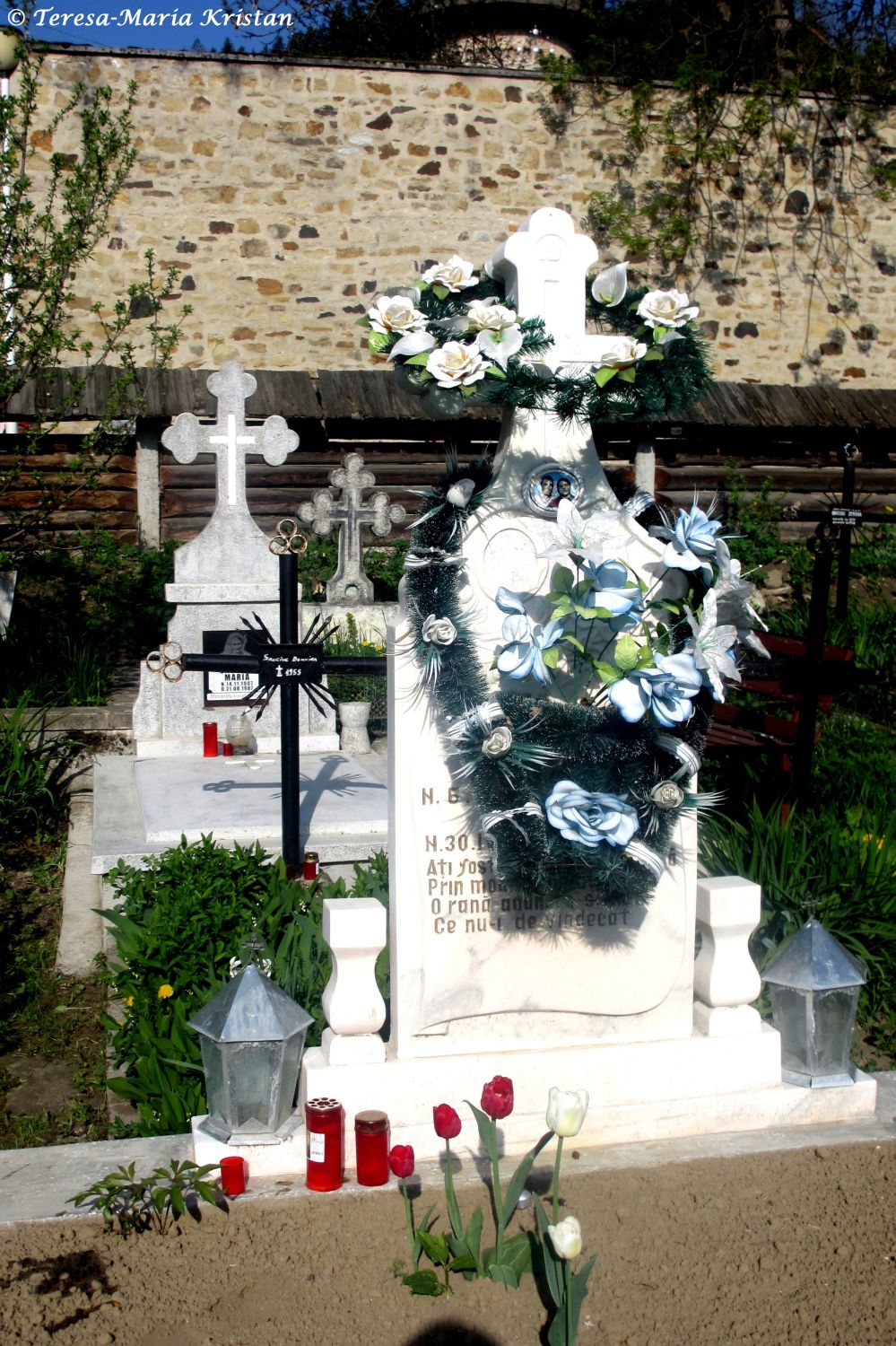 Friedhof beim Moldaukloster Voronet