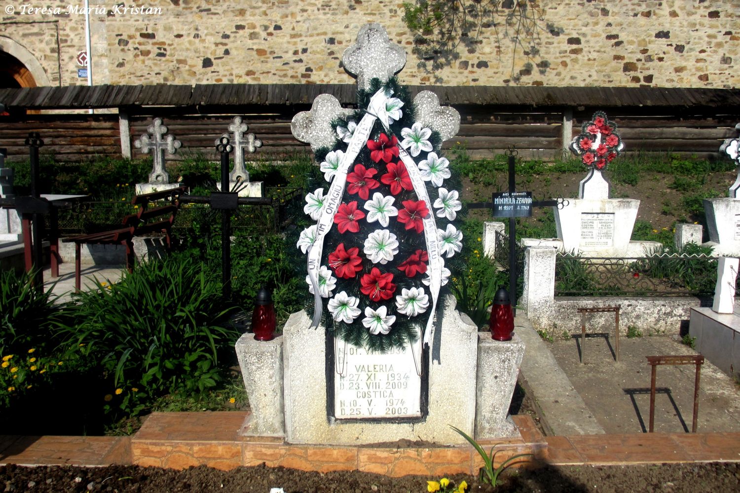 Friedhof beim Moldaukloster Voronet