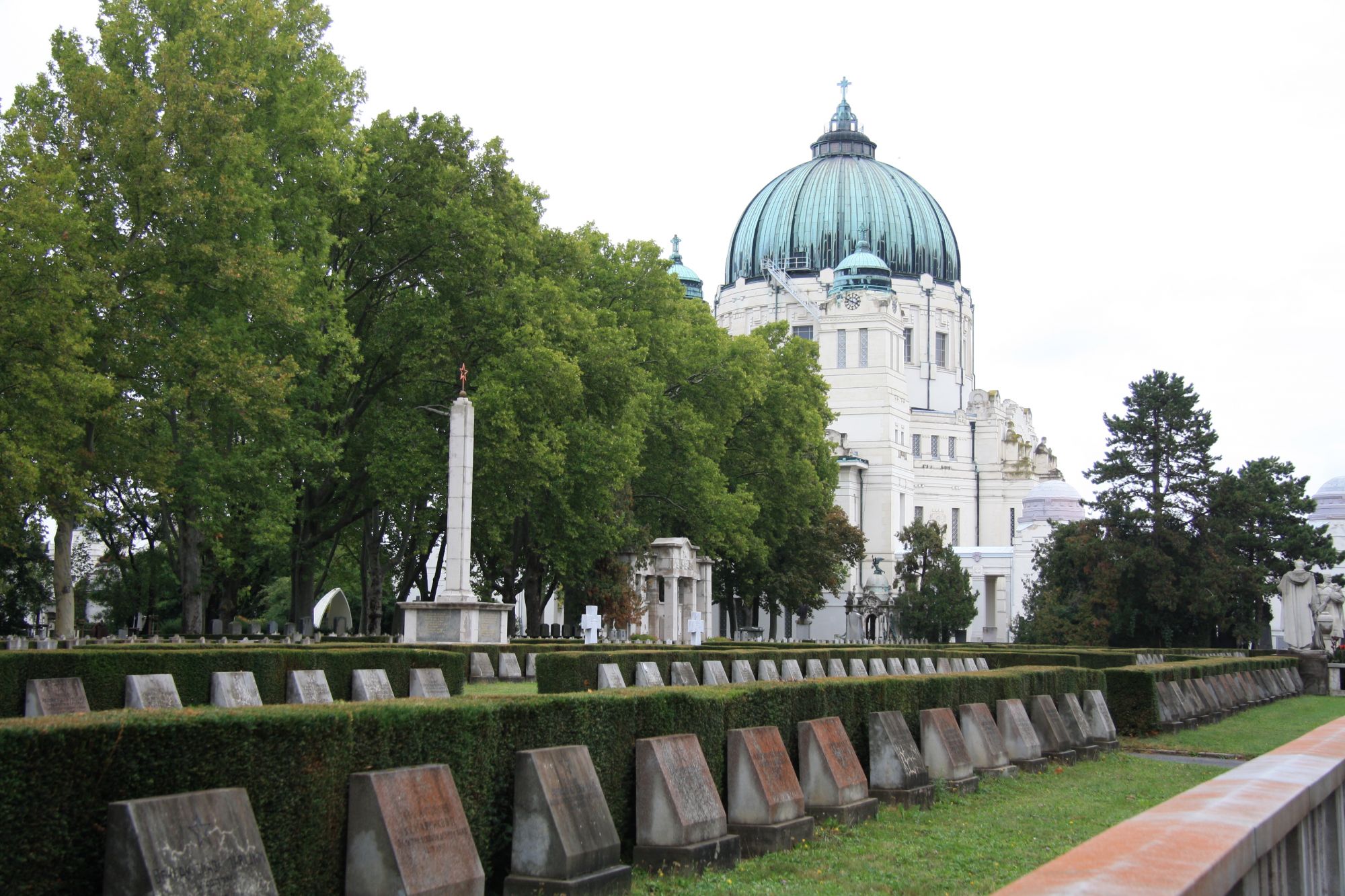 Friedhofskirche zum Heiligen Karl Borromäus