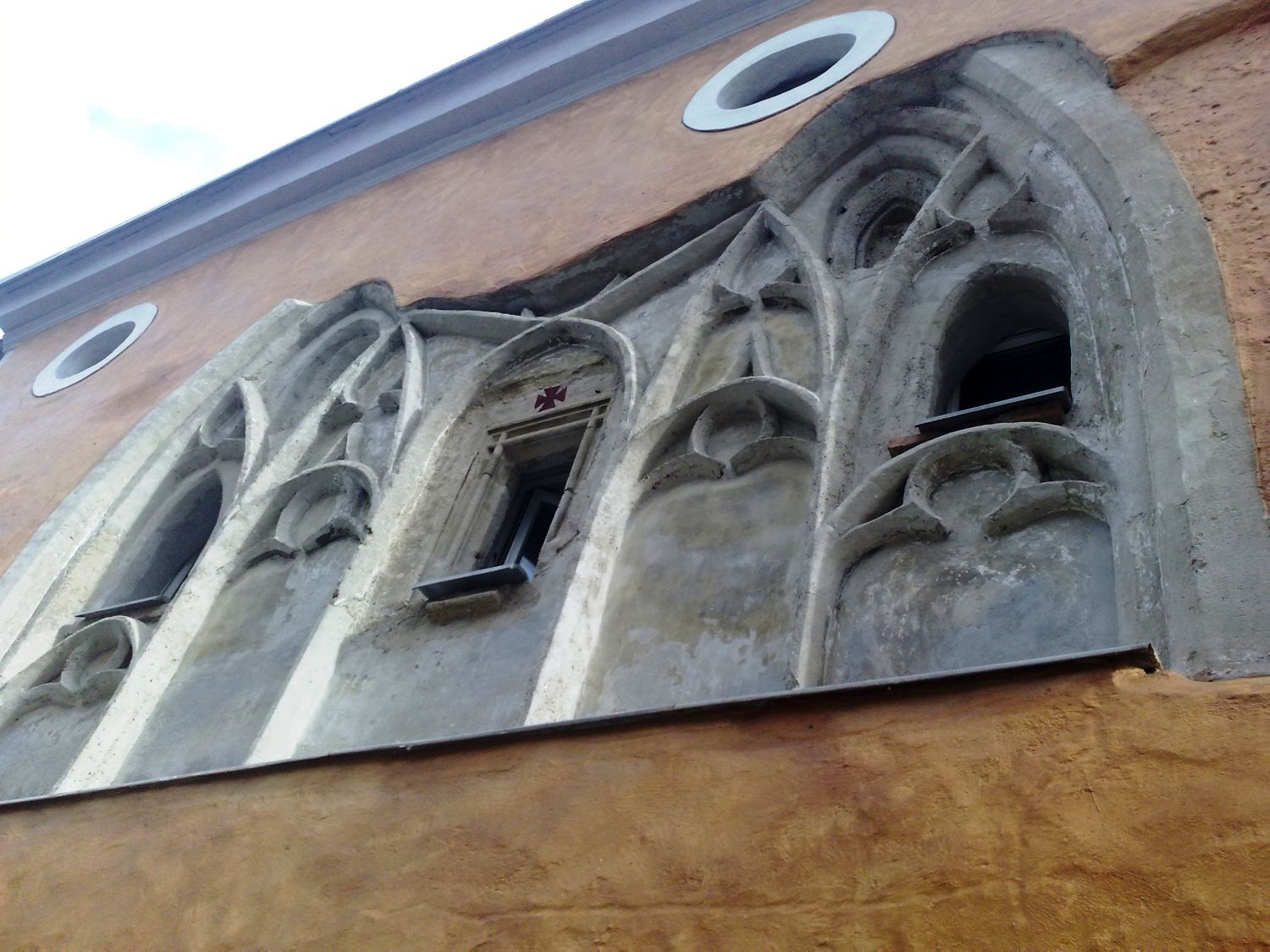 Gasthof "Zu den 3 Raben" in Hainburg (NÖ.) - ein ehemaliger Templ