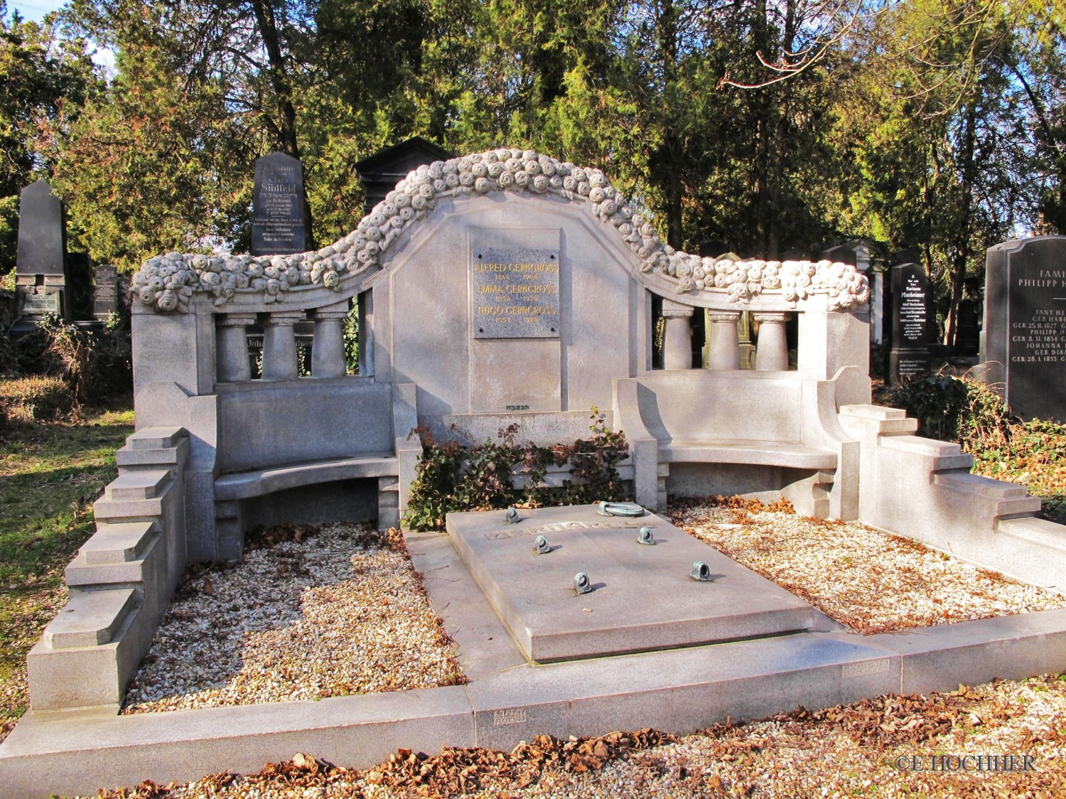 Grabanlage Gerngross Israelitischer Friedhof in Wien-Simmering