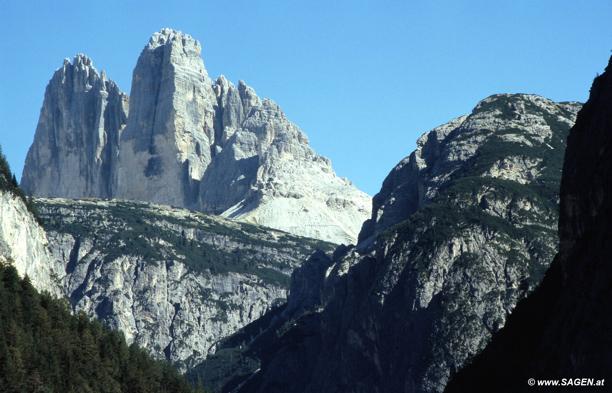 Große und westl. Zinne. Dolomiten