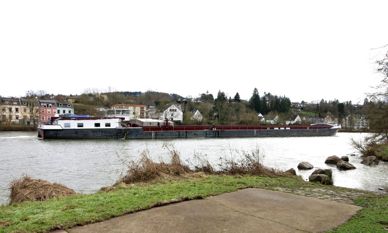 Gütermotorschiff Hosta