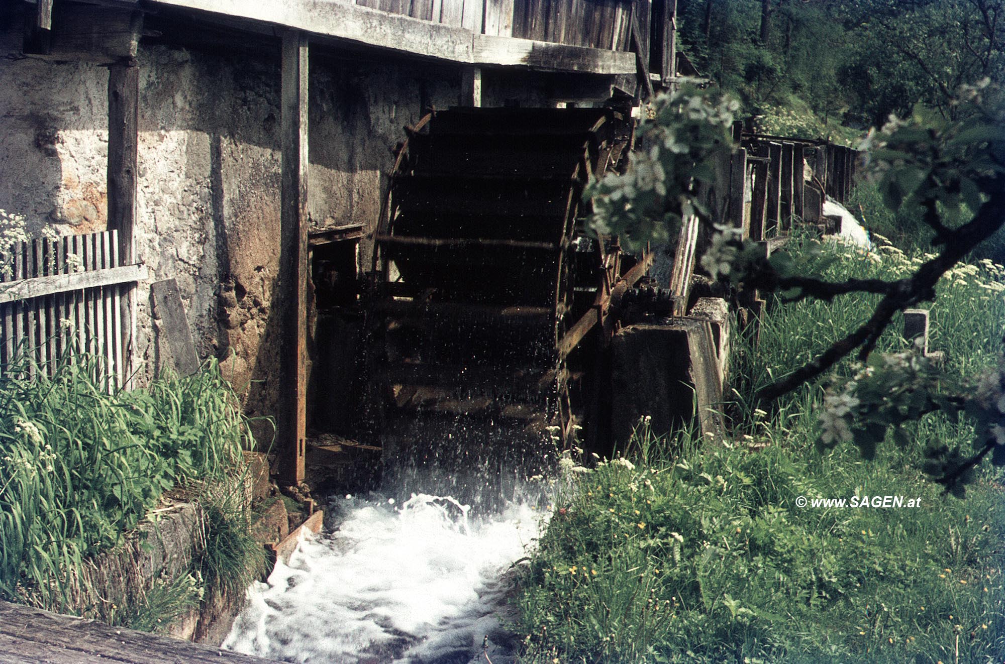 Hackenschmied-Mühle in Waidring 1960er Jahre