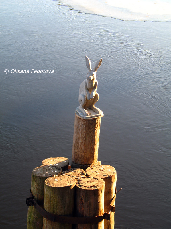 Hase-Skulptur