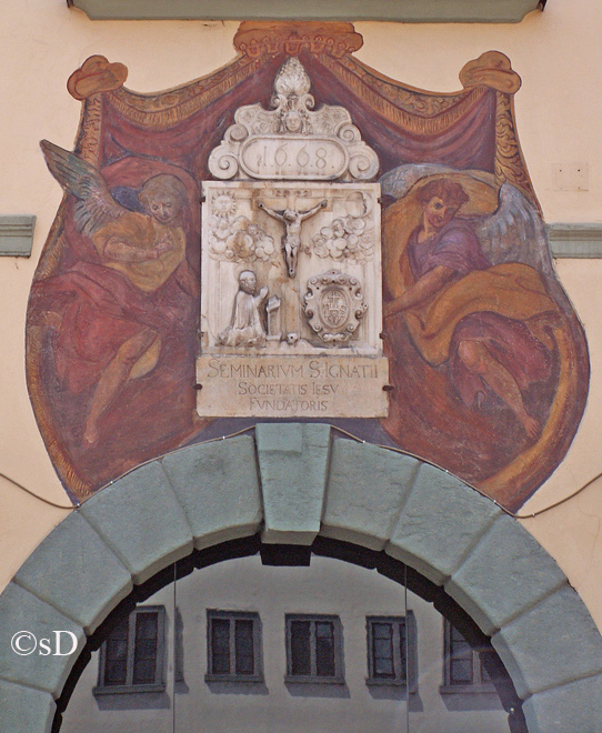 Haus zum Goldenen Brunnen