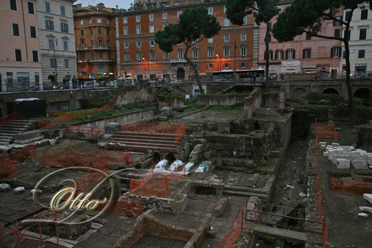 Heiligtümer am Largo Argentina in Rom