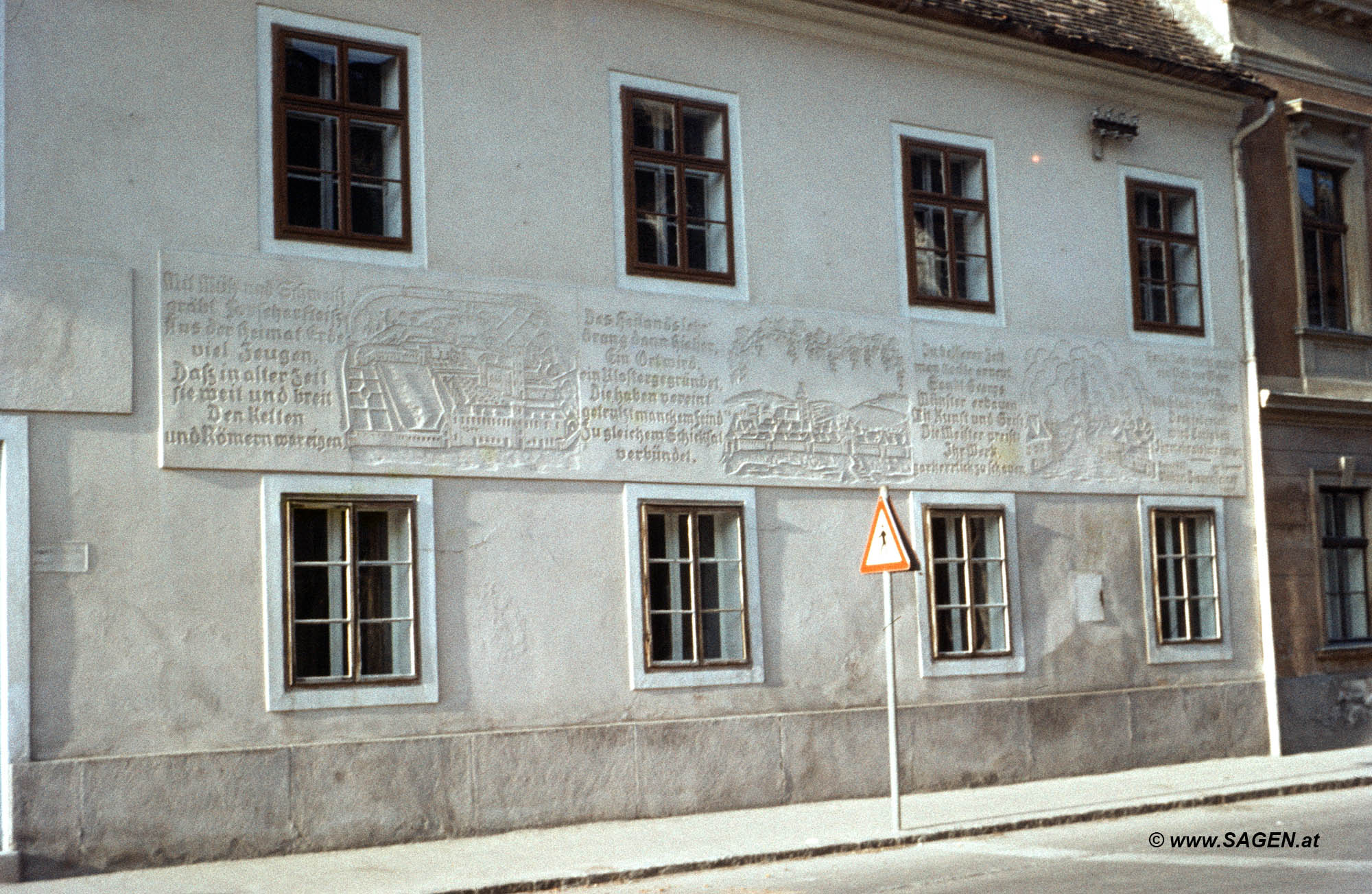 Herzogenburg: altes Rathaus am Rathausplatz