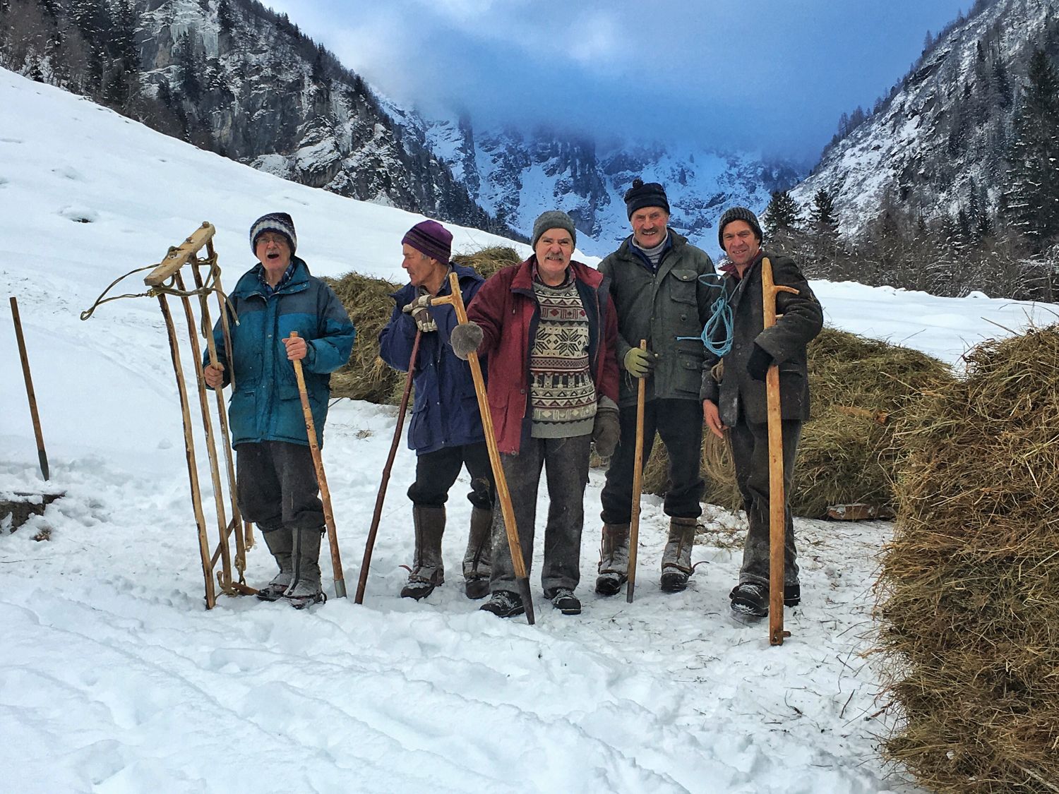 Heuziehen im Valsertal