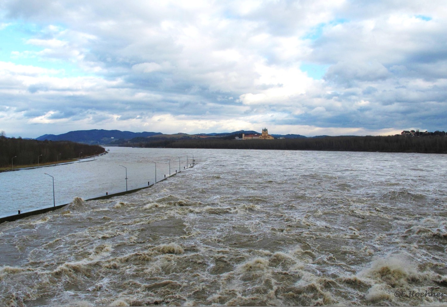 Hochwasserführende Donau