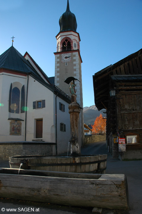 Holzbrunnen Fiss