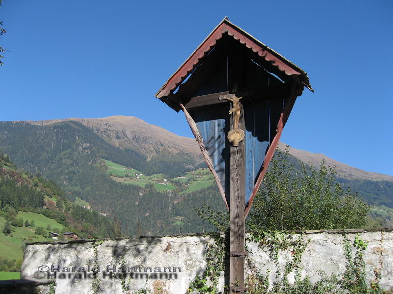 Holzkreuz beim Sandhof