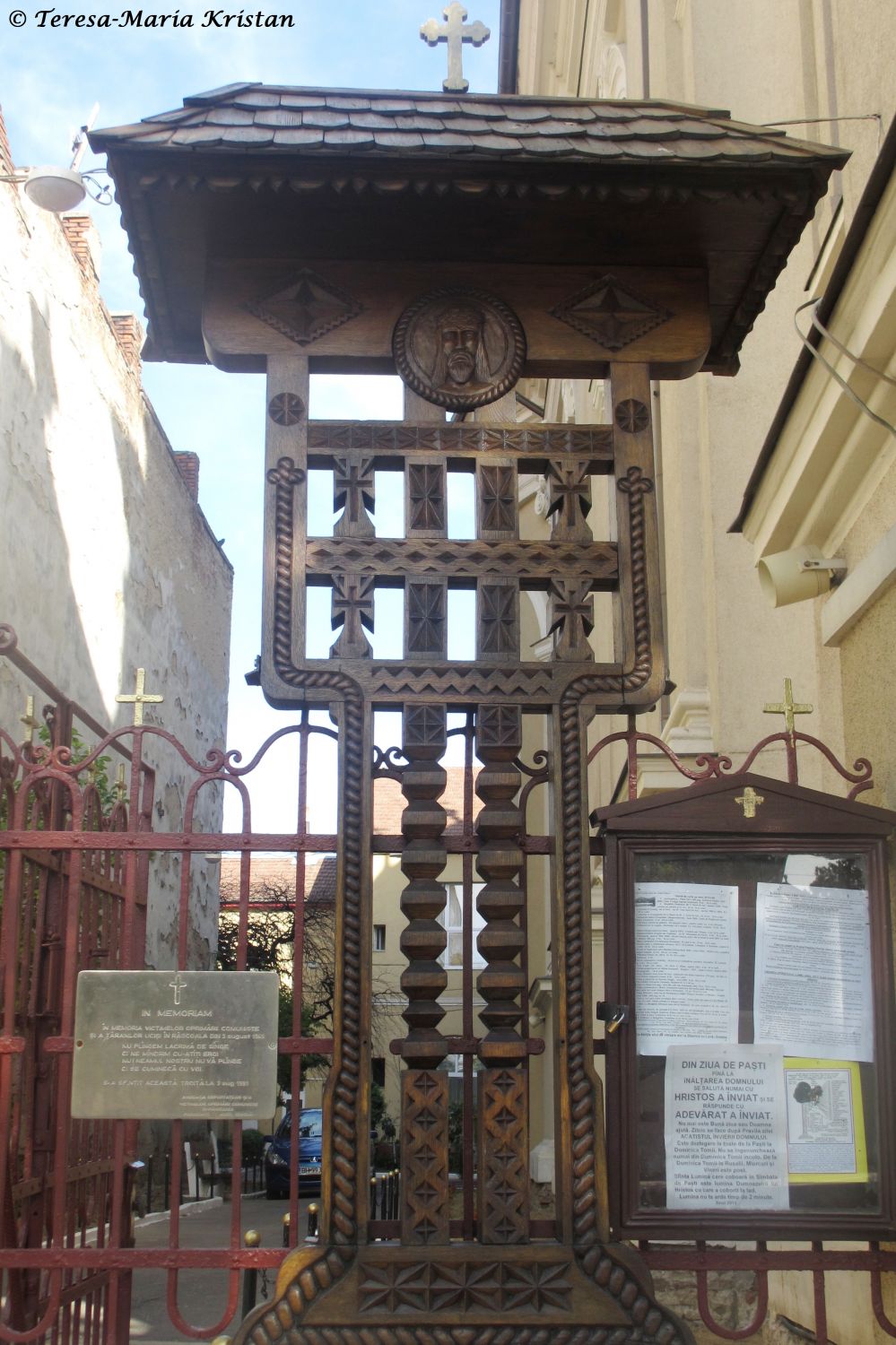 Holzschnitzkunst bei der Mondkirche, Oradea