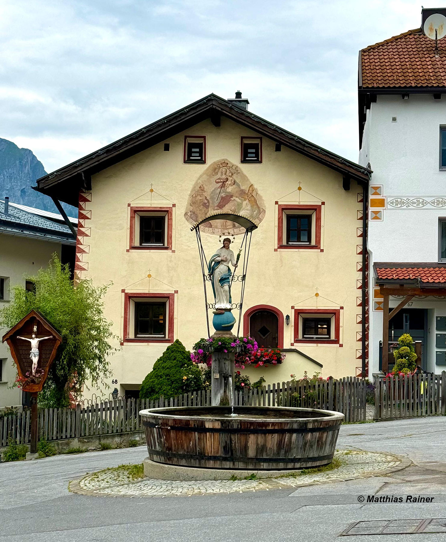 Immaculatabrunnen Pfarrkirche Nauders