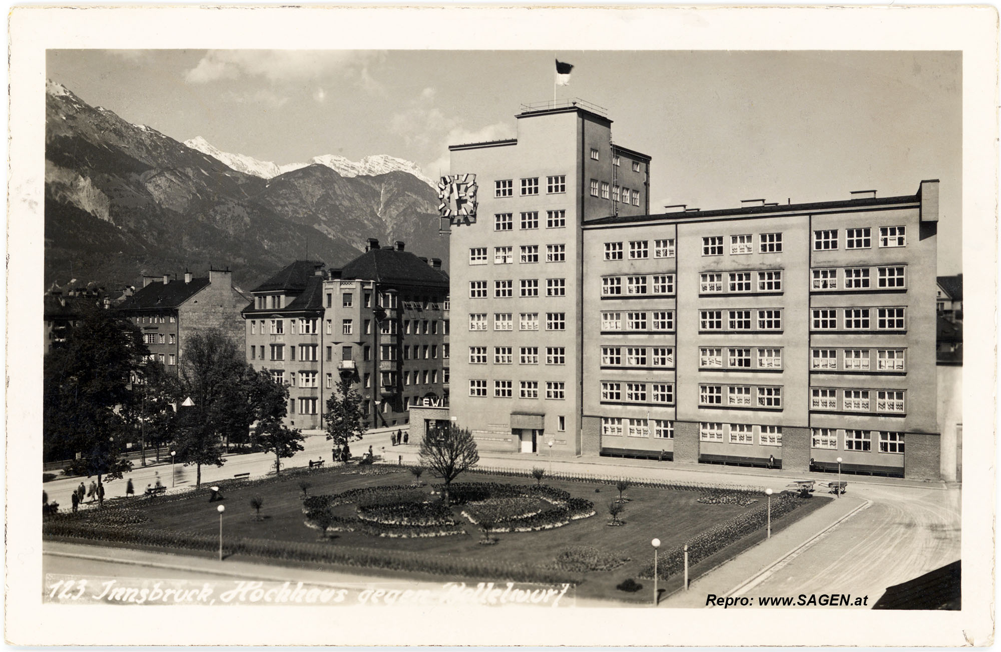 Innsbruck, Hochhaus gegen Bettelwurf um 1936