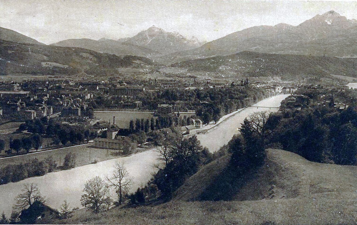 Innsbruck von der Weiherburg gesehen 1924 s/w