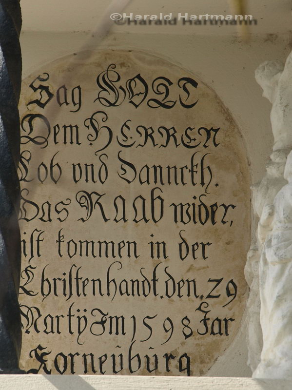 Inschrift auf dem Raaberkreuz Korneuburg