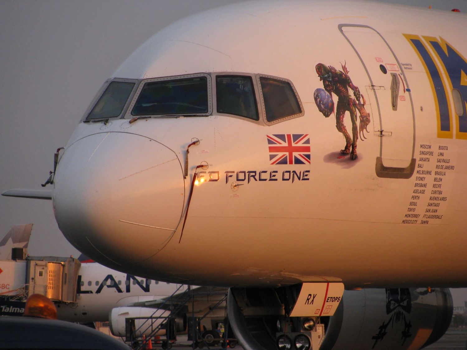 Iron-Maiden-Boeing 757