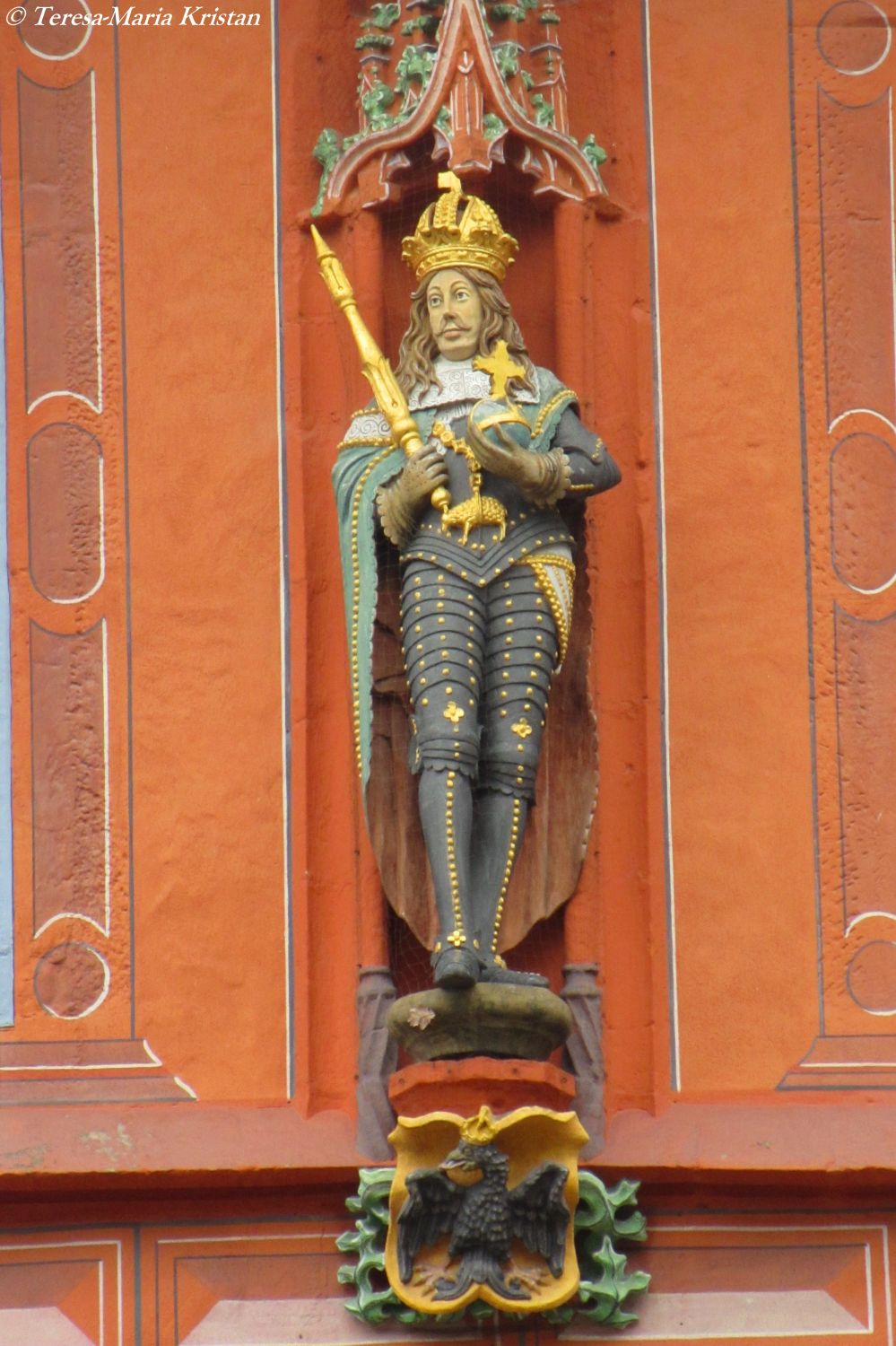 Kaiserworth Goslar, Kaiserfigur Fassade