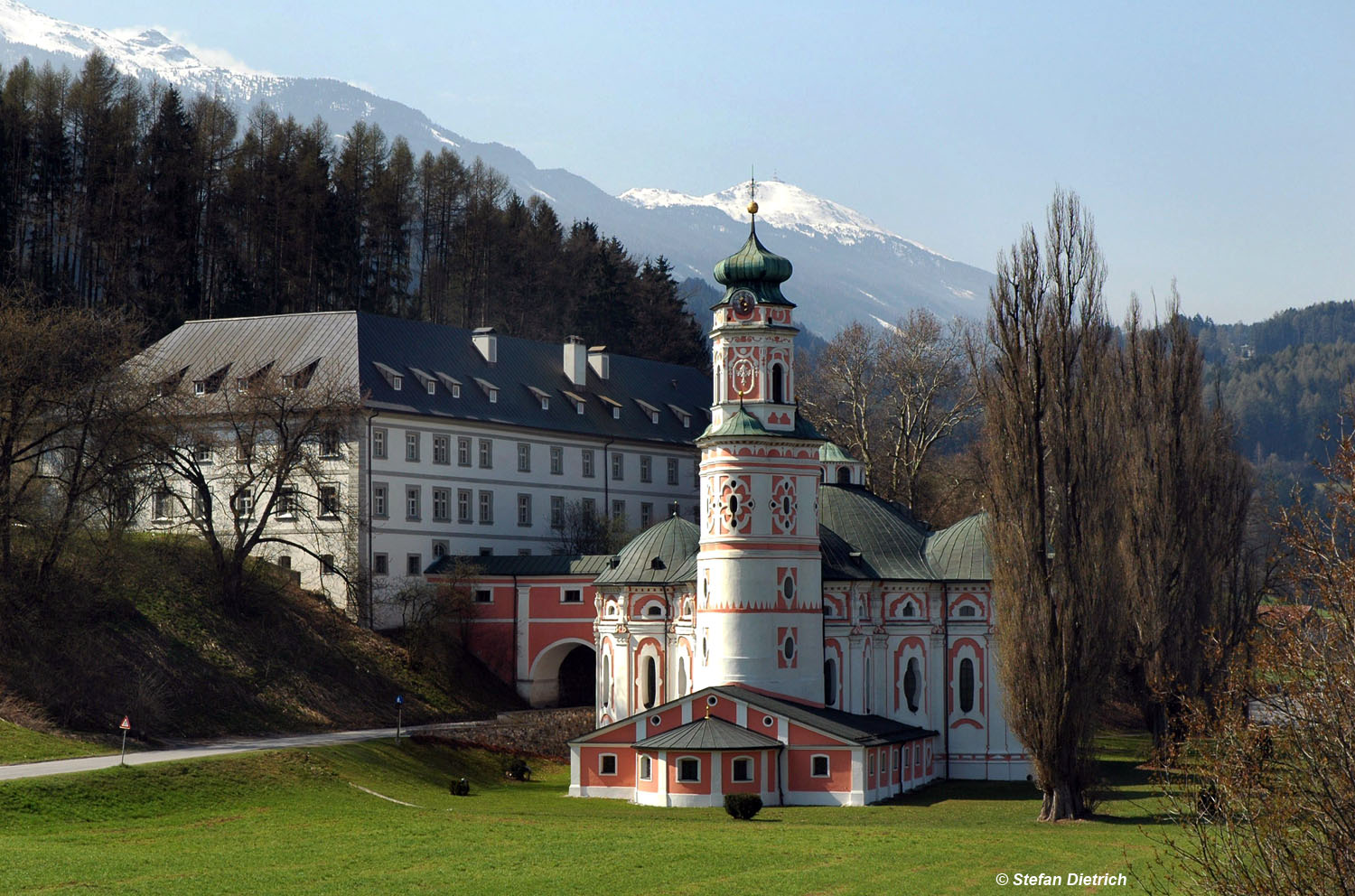 Karlskirche, Volders, Tirol