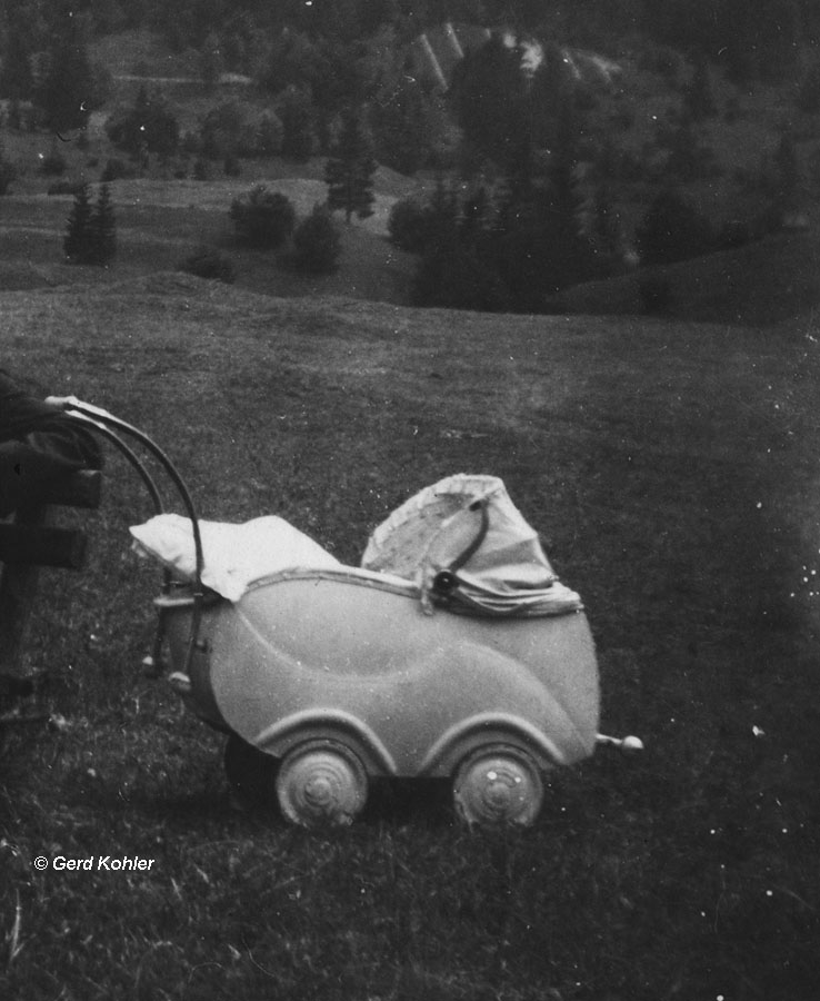 Kinderwagen 1943