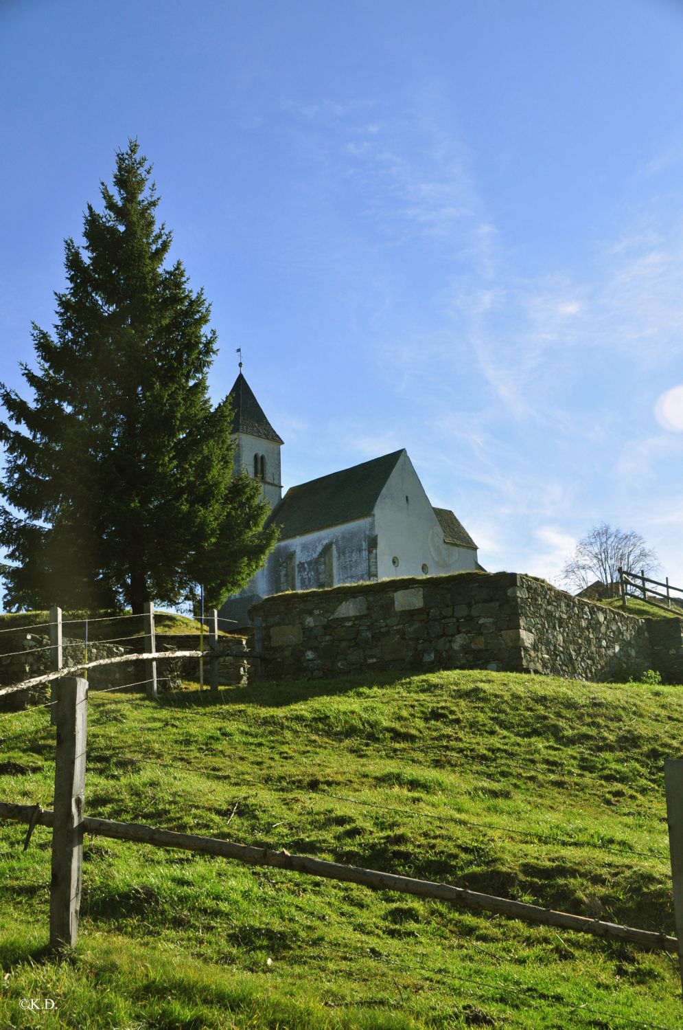 Kirche auf dem Magdalensberg (Kärnten)