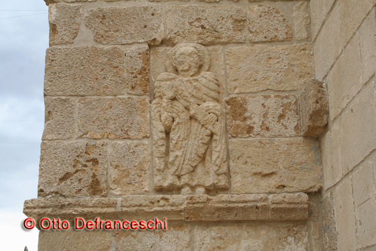 Kirche von Santa Maria d'Anglona (Matera/Basilicata/Italien).