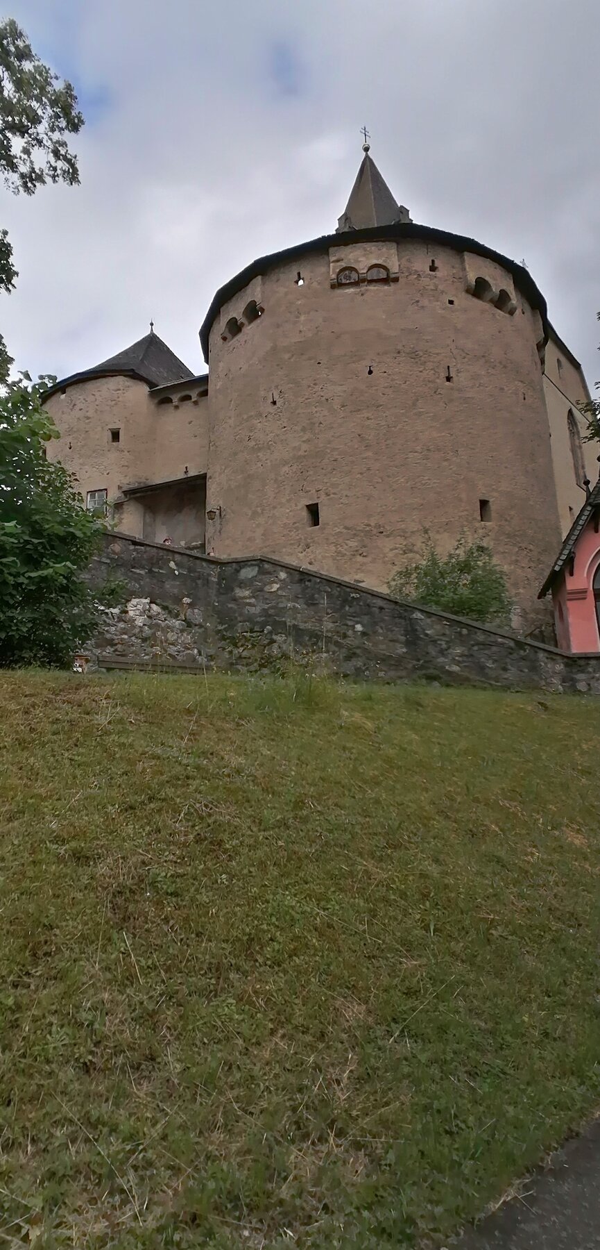 "Kirchenburg" Sankt Oswald